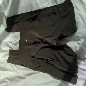 Green Lululemon align leggings